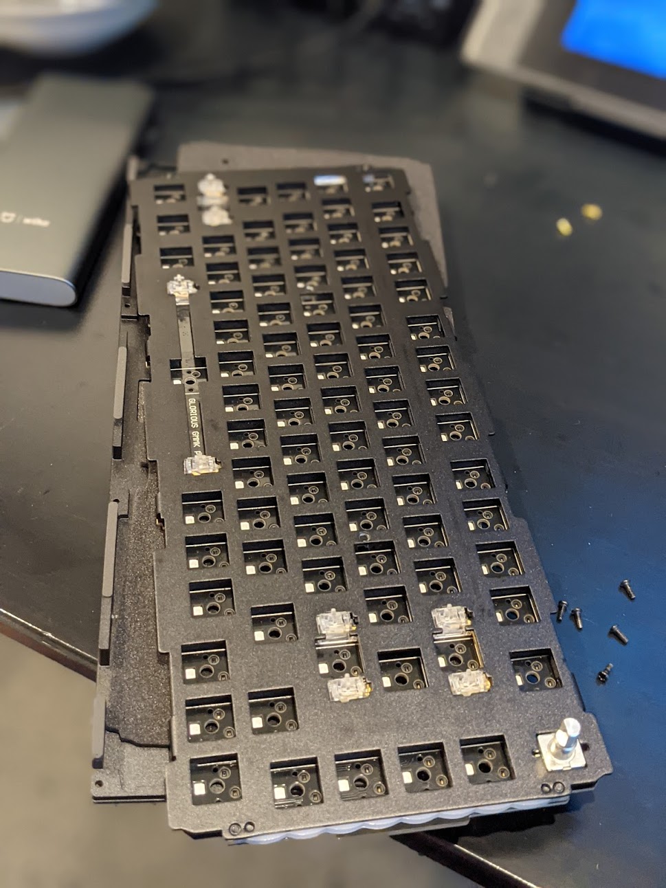 Even looking at the screws in the picture gives me anxiety